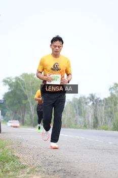 Runner Photo 2086162