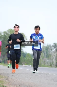 Runner Photo 2086350