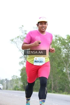 Runner Photo 2086565