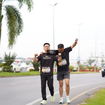 Runner Photo 2086723