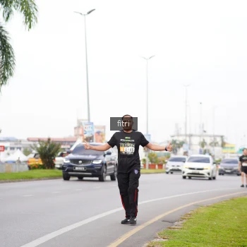 Runner Photo 2086843
