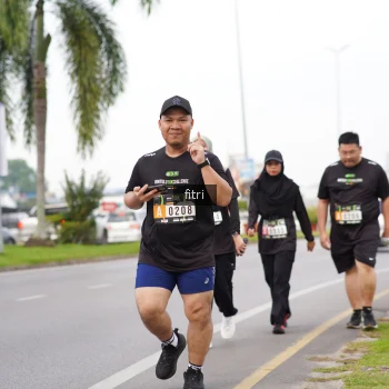 Runner Photo 2086911