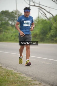 Runner Photo 2086945