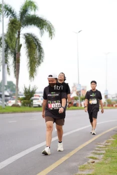 Runner Photo 2087043