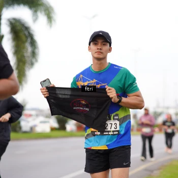 Runner Photo 2087153
