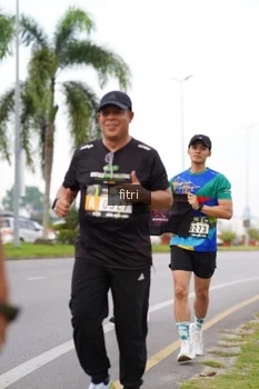 Runner Photo 2087158