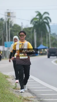 Runner Photo 2087427