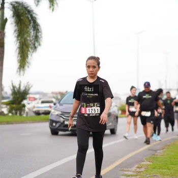 Runner Photo 2087439