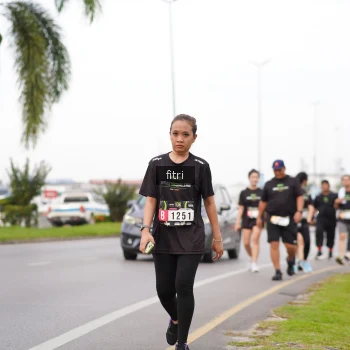 Runner Photo 2087445