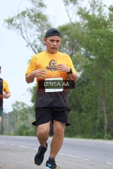 Runner Photo 2087582