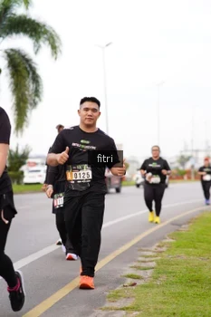 Runner Photo 2087598