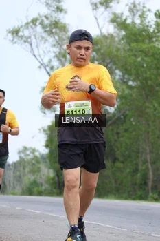 Runner Photo 2087614