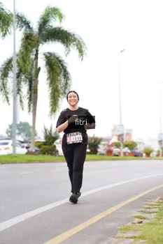 Runner Photo 2087836
