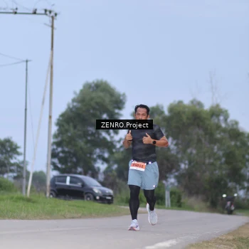 Runner Photo 2088077