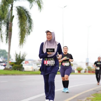 Runner Photo 2088088