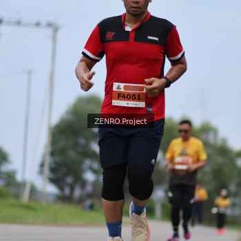 Runner Photo 2088219