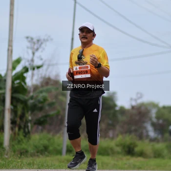 Runner Photo 2088459