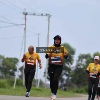 Runner Photo 2088550
