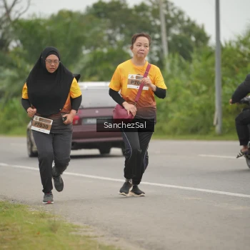 Runner Photo 2088593