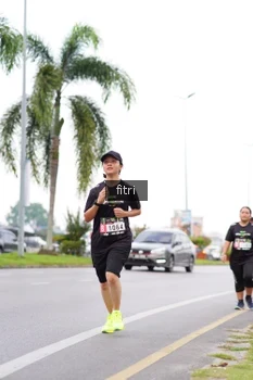 Runner Photo 2088853