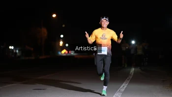 Runner Photo 2089007