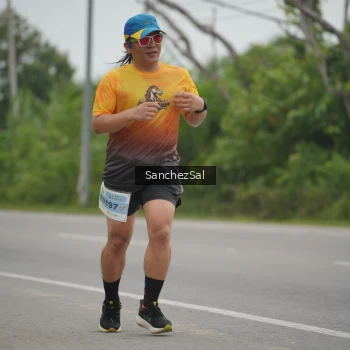 Runner Photo 2089248
