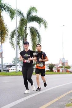 Runner Photo 2089274