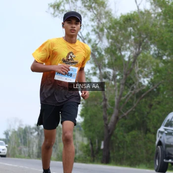Runner Photo 2089700