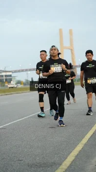 Runner Photo 2089977