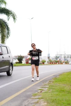 Runner Photo 2090030