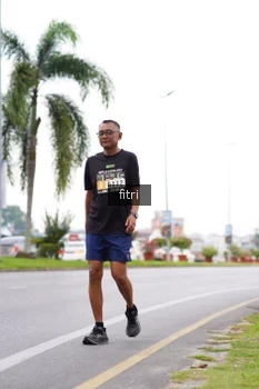 Runner Photo 2090041