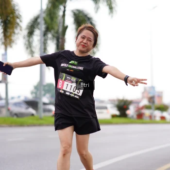 Runner Photo 2090076