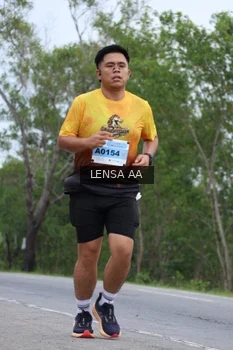 Runner Photo 2090267