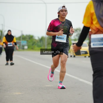 Runner Photo 2090311