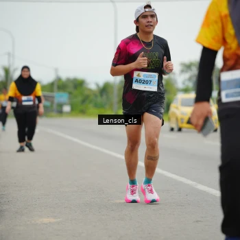 Runner Photo 2090342