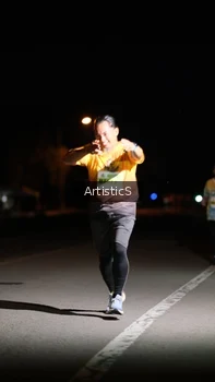 Runner Photo 2090724
