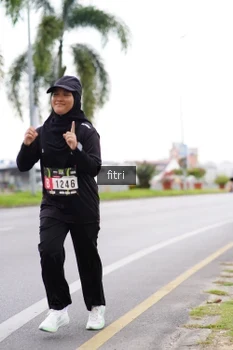 Runner Photo 2090743