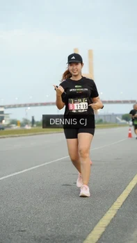 Runner Photo 2090833