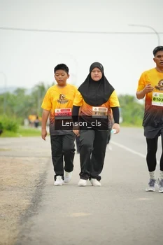 Runner Photo 2090850