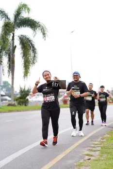 Runner Photo 2090873