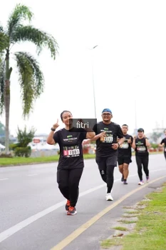 Runner Photo 2090877