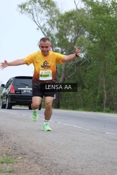 Runner Photo 2090893