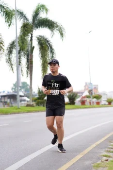 Runner Photo 2090944