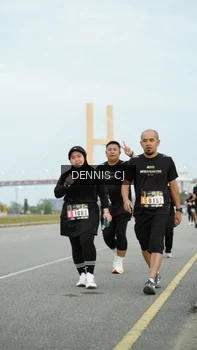 Runner Photo 2090993