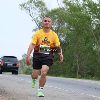 Runner Photo 2091033