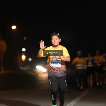 Runner Photo 2091143