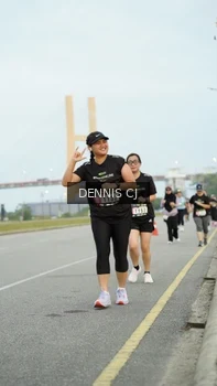 Runner Photo 2091306