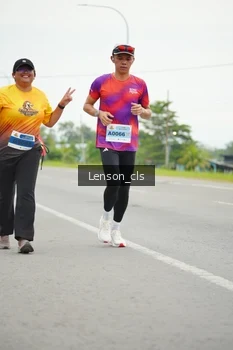 Runner Photo 2091310