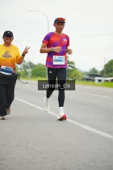 Runner Photo 2091339