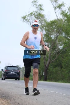 Runner Photo 2091418